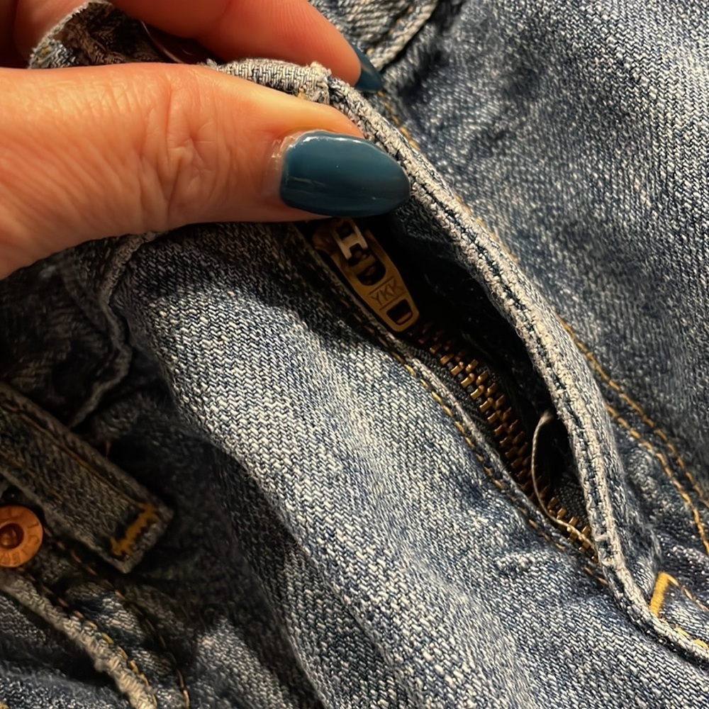 J CREW women’s Vintage matchstick low rise slim leg jeans distressed 29R - Picture 12 of 15